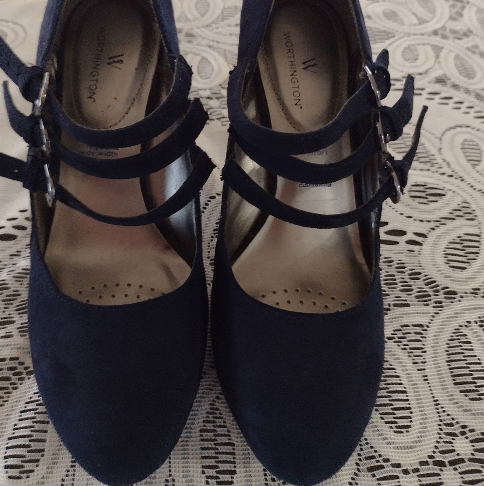 Shoes worn once